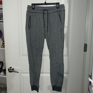 brooklyn cloth grey joggers 🩶